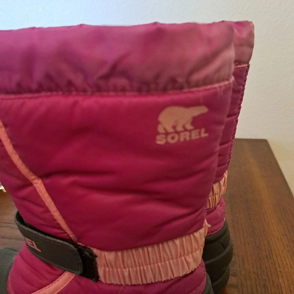 Sorel Kids Flurry Snow Boots Pink Black Waterproof Winter NY1965-684 Size 2